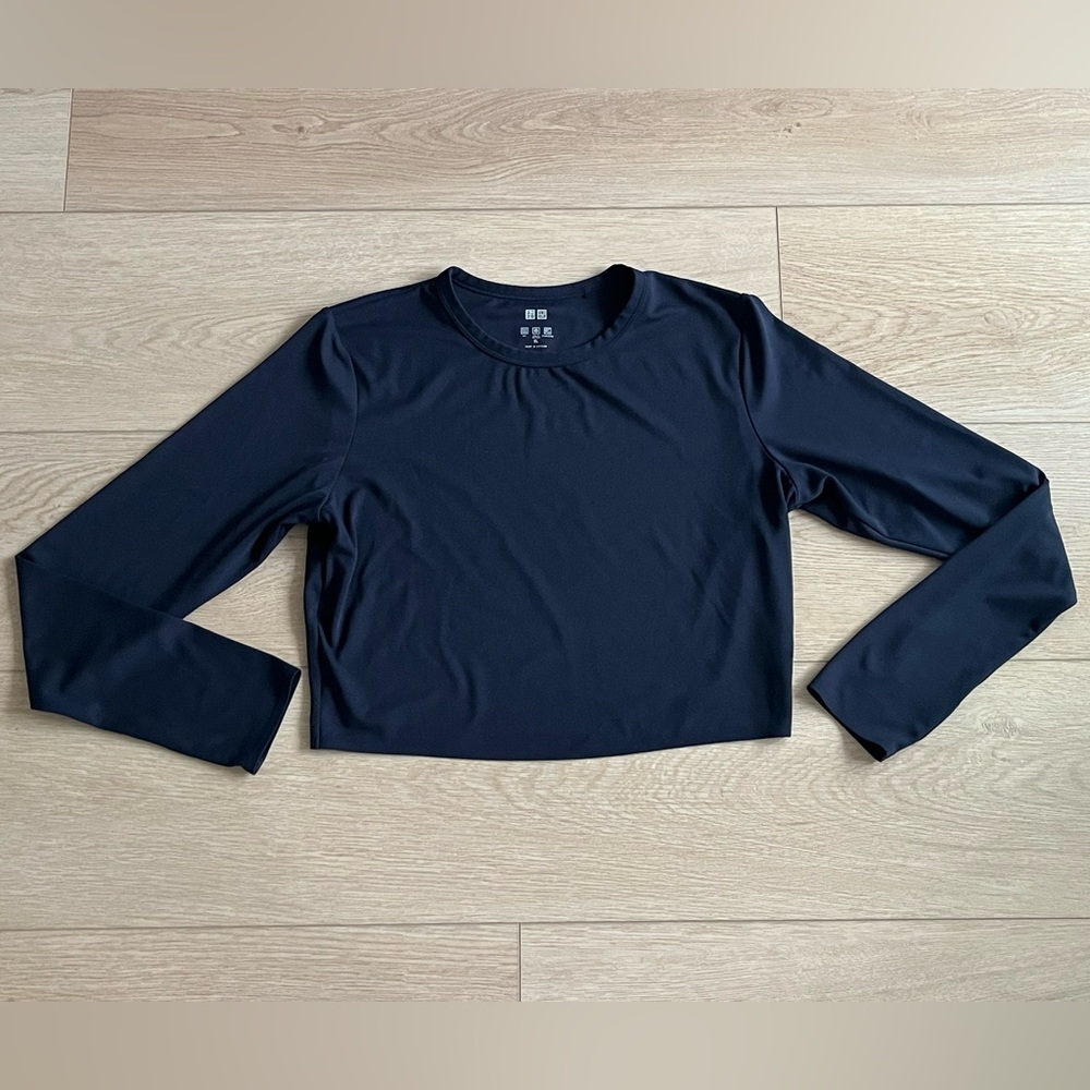 Uniqlo Navy Blue Long Sleeve Crop Top